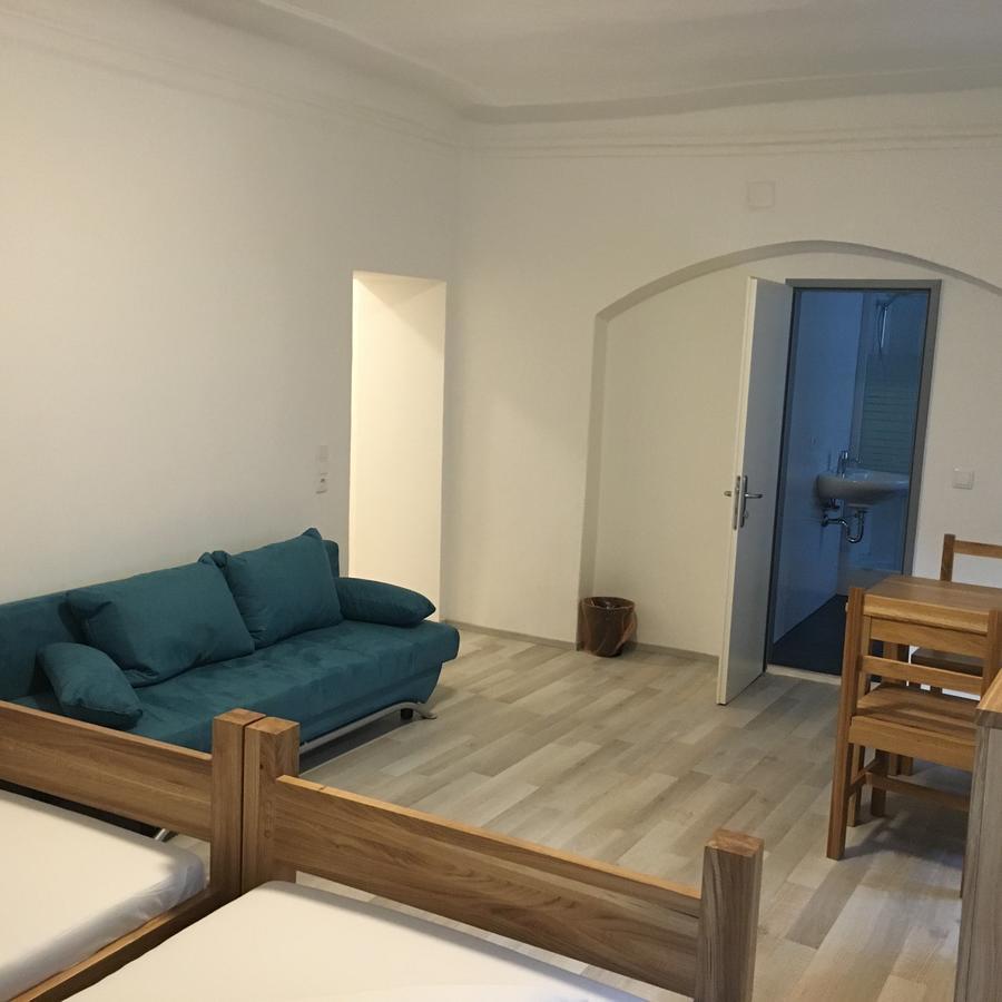 Hotel Sinos Klagenfurt am Woerthersee Bagian luar foto